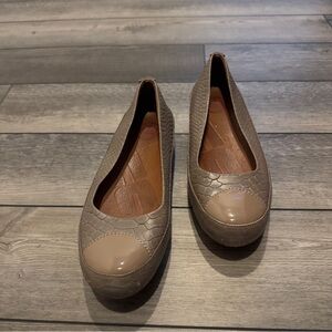 Fitflop Taupe Croc-Embossed Women's Flats size 37.5